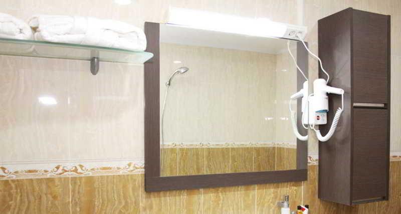בומרדס Medina Hotel מראה חיצוני תמונה